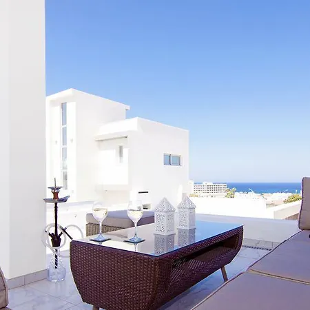 Spathele * Paralimni