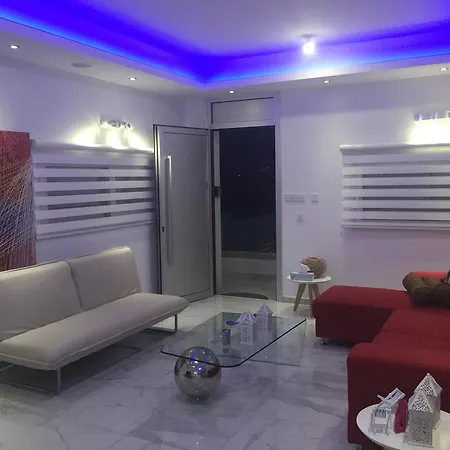 Spathele * Paralimni