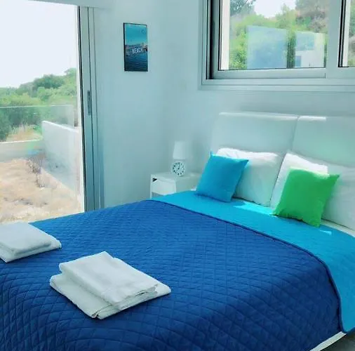 Spathele Vila Paralimni